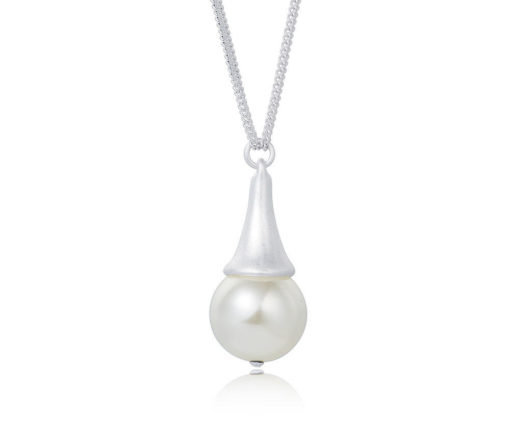 Halskæde i sølvfinish med imiteret perle vedhæng