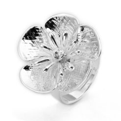 Blomster ring i sølvfinish